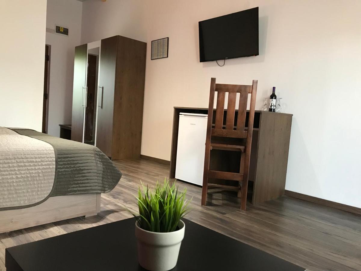 Villa Rubcic Rooms Rakovica Luaran gambar